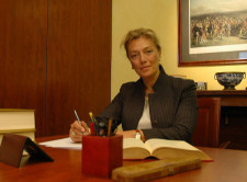 Dr. Valeria Finello LLM